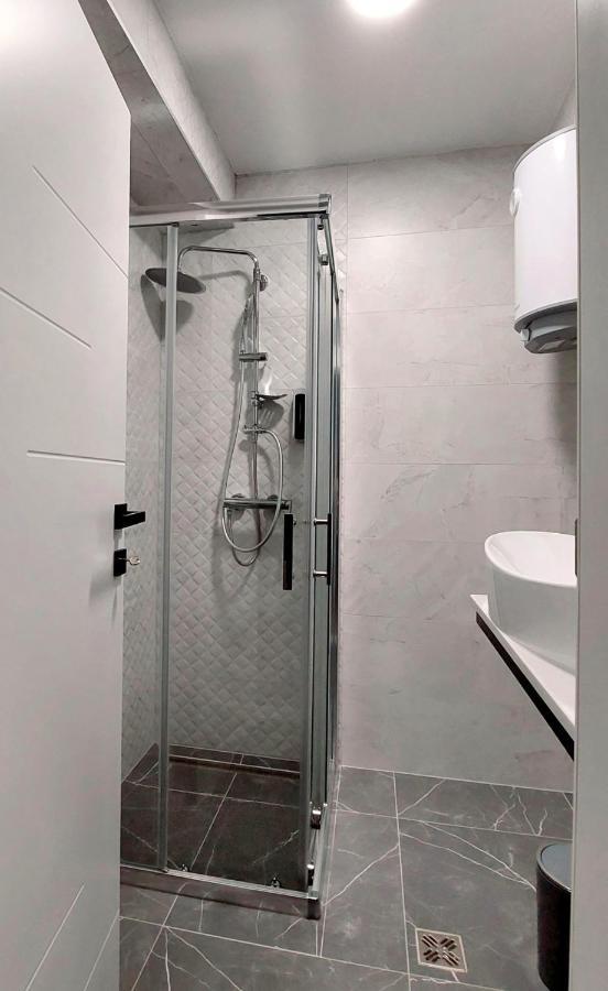 Big Delux Apartment โมสตาร์ ภายนอก รูปภาพ
