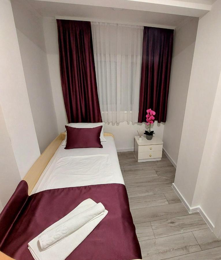Big Delux Apartment โมสตาร์ ภายนอก รูปภาพ