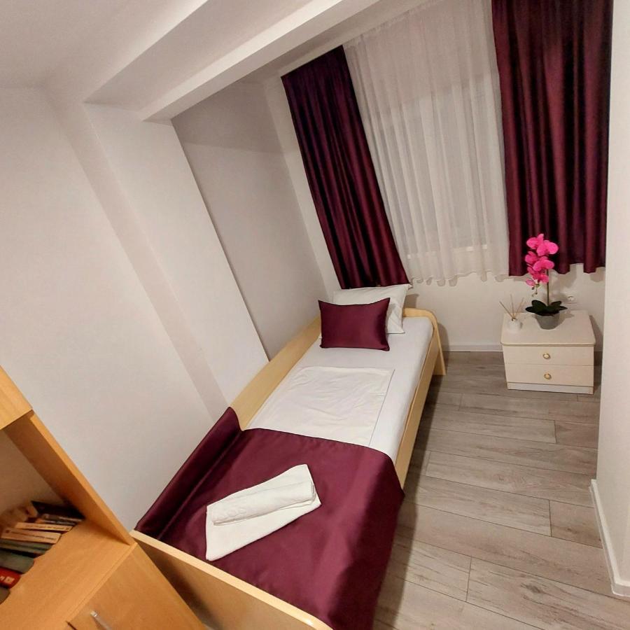 Big Delux Apartment โมสตาร์ ภายนอก รูปภาพ