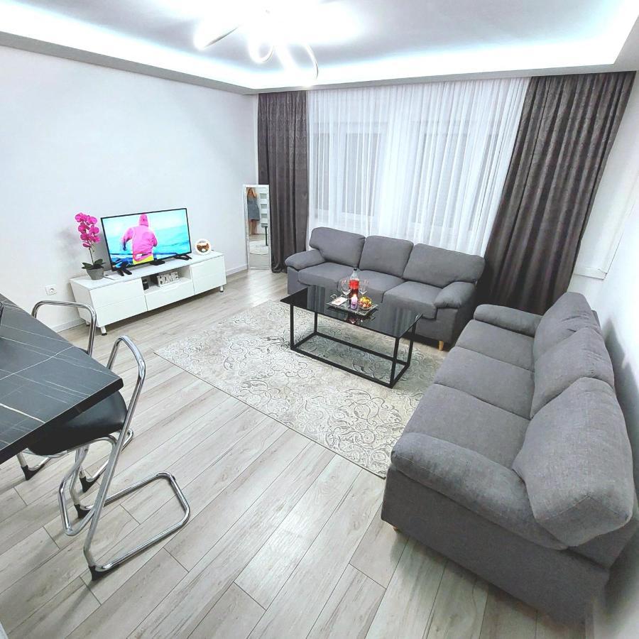Big Delux Apartment โมสตาร์ ภายนอก รูปภาพ